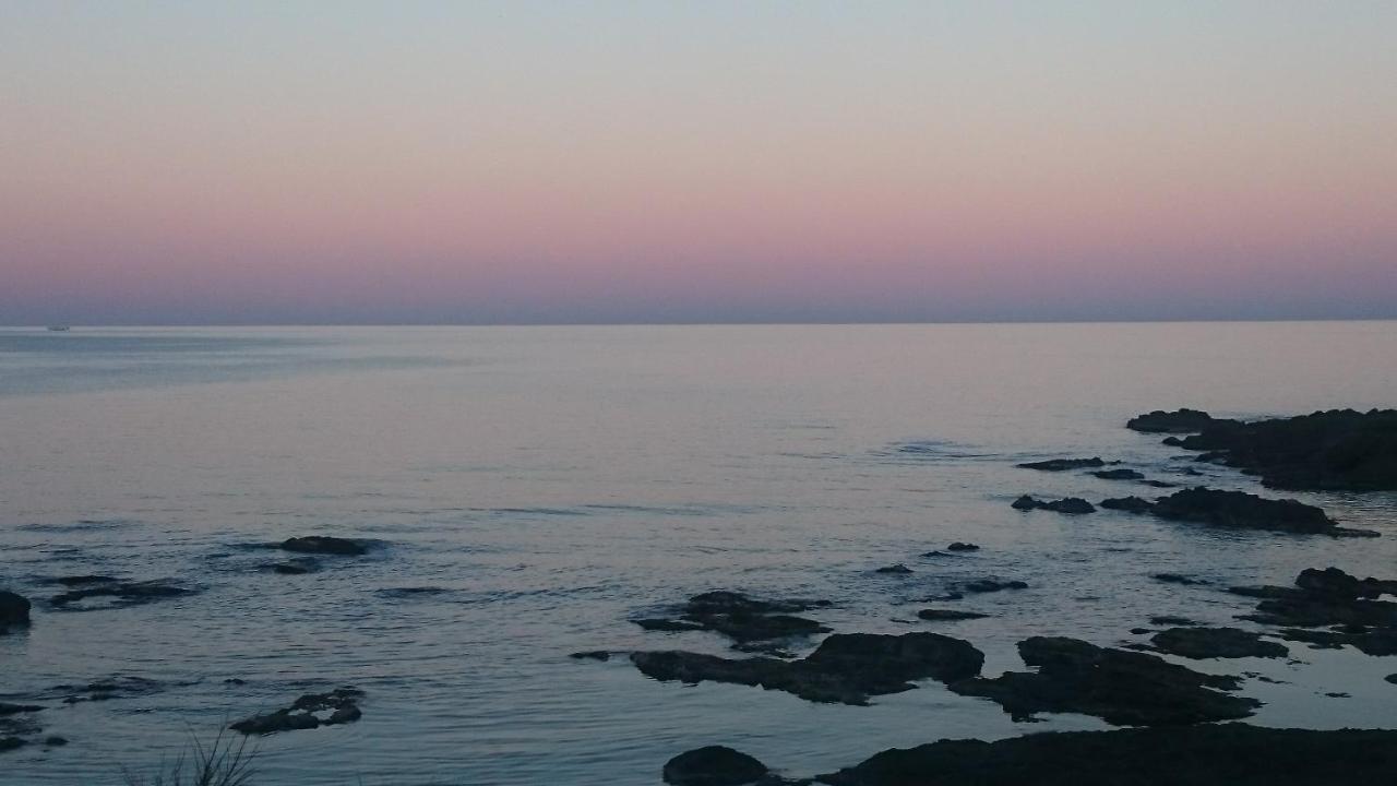 Caseta De Pescadors A Les Cales De Colera, 2ª Linea De Mar Colera